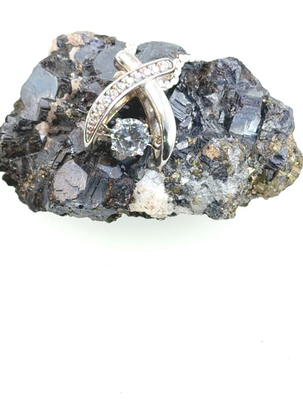 Sterling silver and cubic zirconia necklace